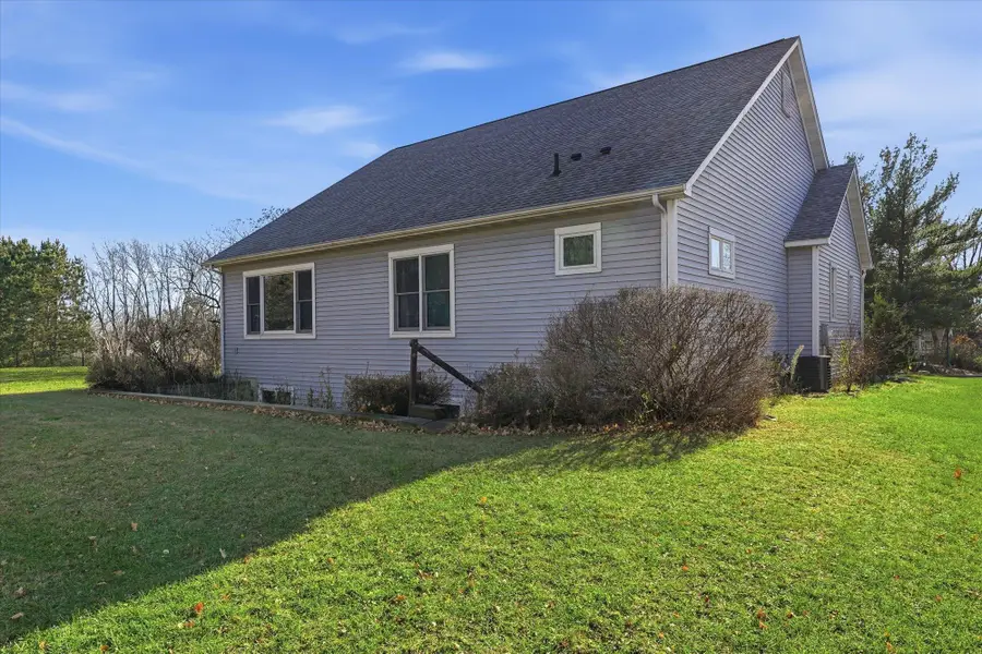 2711 Snowdrift Circle E, Saint Paul, MN 55119 - Image #2