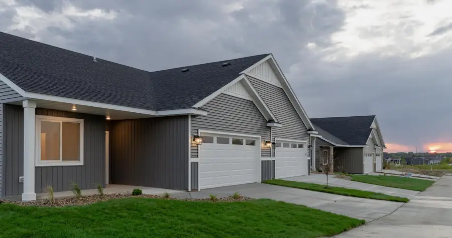5507 Sundown Place Nw, Rochester, MN 55901 - Image #2