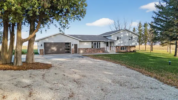 15158 241st Avenue, Preston, MN 55965