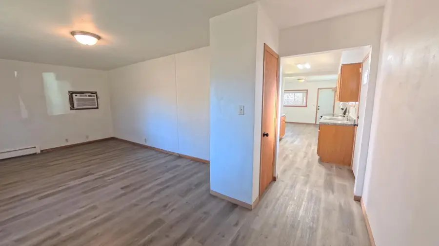 1664 Barclay Street, Saint Paul, MN 55106 - Image #3