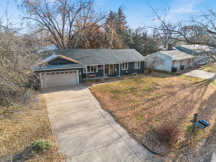 10239 Raven Street Nw, Coon Rapids, MN 55433 - Image #2