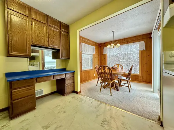 6116 Ridge Drive, Woodbury, MN 55125