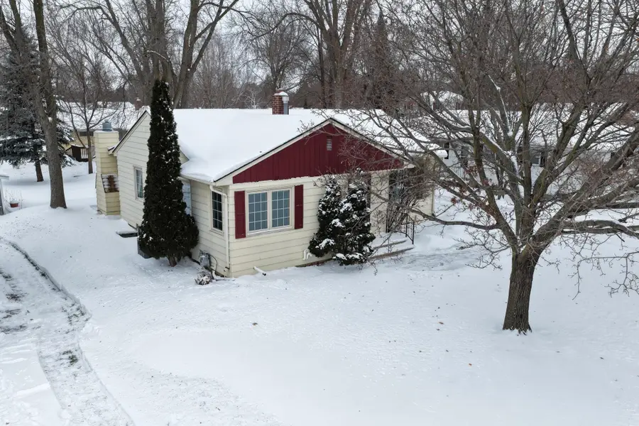 1204 Willmar Avenue Sw, Willmar, MN 56201 - Image #2