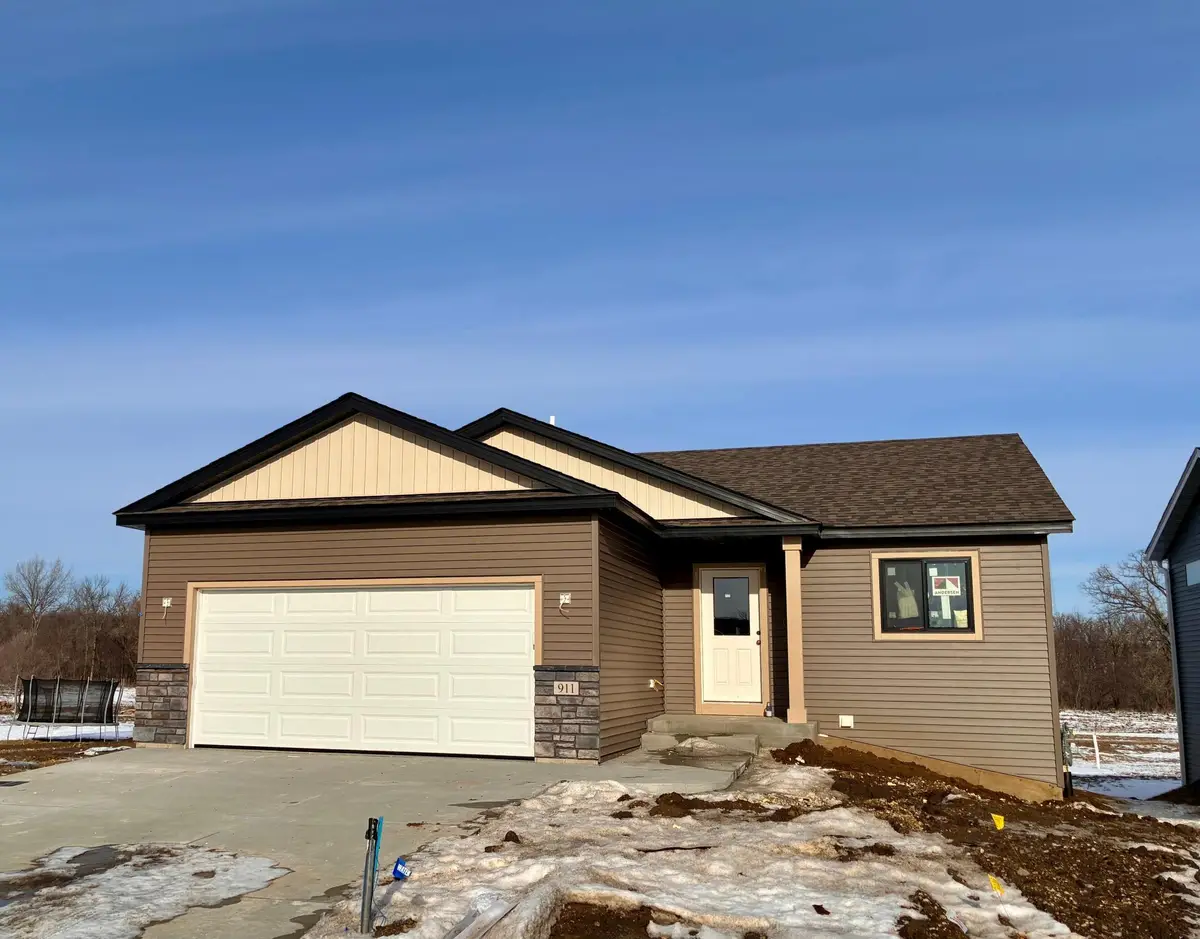 911 3rd Street, Wanamingo, MN 55983 - Image #1