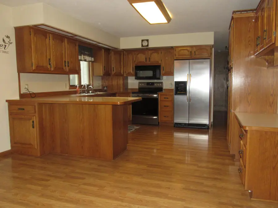 411 Front Street E, Fulda, MN 56131 - #2