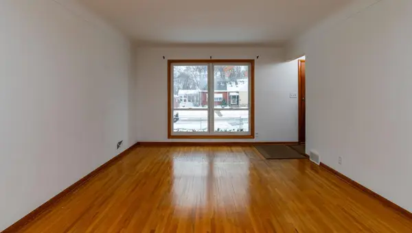 533 14th Avenue N, South Saint Paul, MN 55075