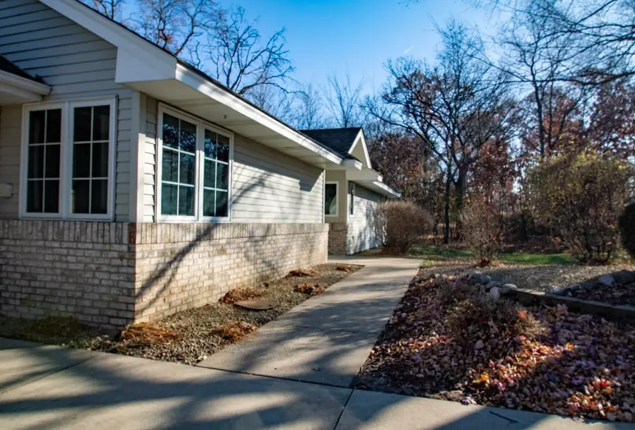 82 141st Lane Nw, Andover, MN 55304 - Image #2