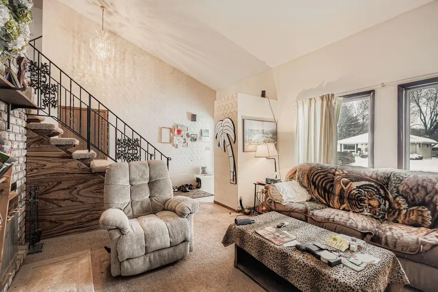 1745 Duluth Street, Saint Paul, MN 55109 - Image #3