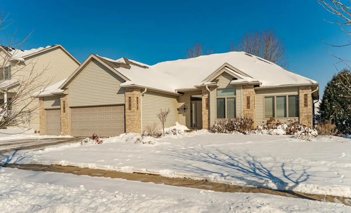 3057 Scanlan Lane Ne, Rochester, MN 55906 - Image #1