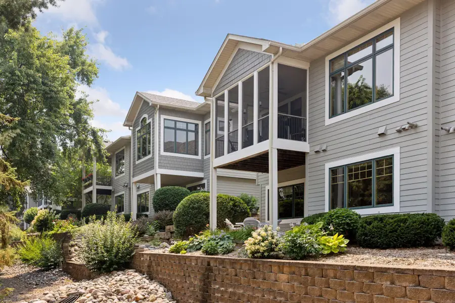 8117 Xerxes Circle, Minneapolis, MN 55431 - Image #2