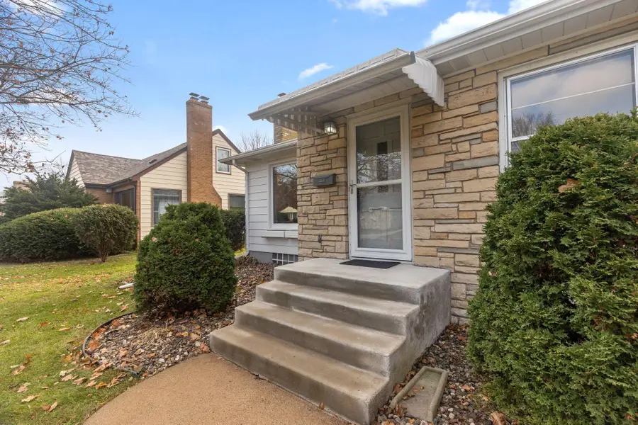 2908 30th Avenue Ne, Minneapolis, MN 55418 - Image #3