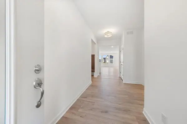 17763 Ellsworth Drive, Lakeville, MN 55044