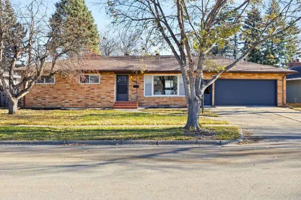 1708 3rd Street S, Moorhead, MN 56560
