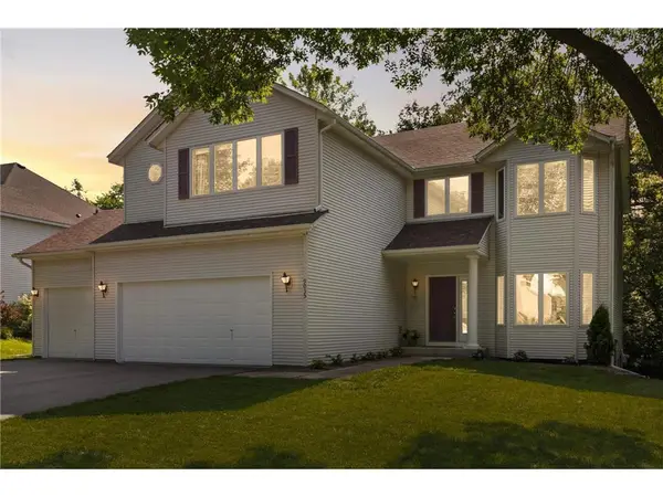 9035 Briarglen Road, Eden Prairie, MN 55347