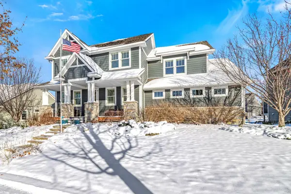 16872 Eagleview Drive, Lakeville, MN 55044