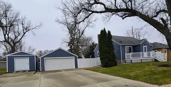 408 2nd Street Ne, Pipestone, MN 56164