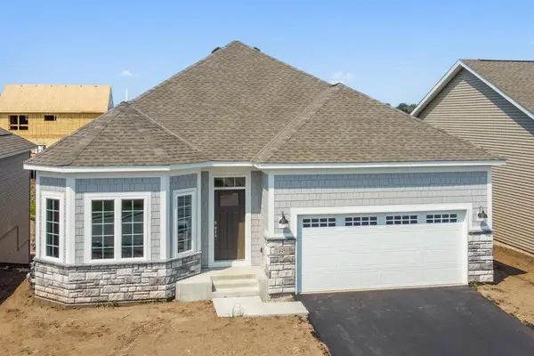 8204 Haywood Drive, Lino Lakes, MN 55014