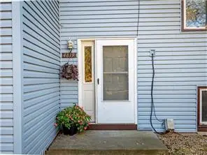 4819 Grenwich Way N, Oakdale, MN 55128 - Image #3