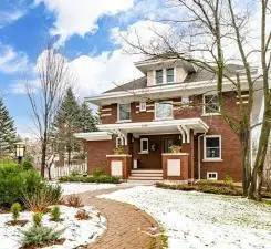 2328 E 3rd Street, Duluth, MN 55812