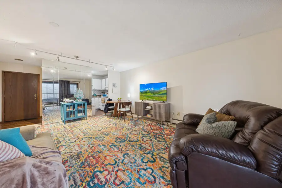 7510 Cahill Road #317B, Edina, MN 55439 - Image #2