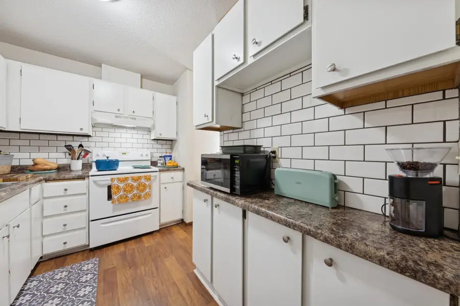 7510 Cahill Road #317B, Edina, MN 55439 - Image #3