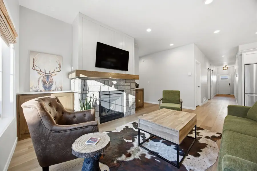 4168 Arthur Drive S, Fargo, ND 58104 - Image #3