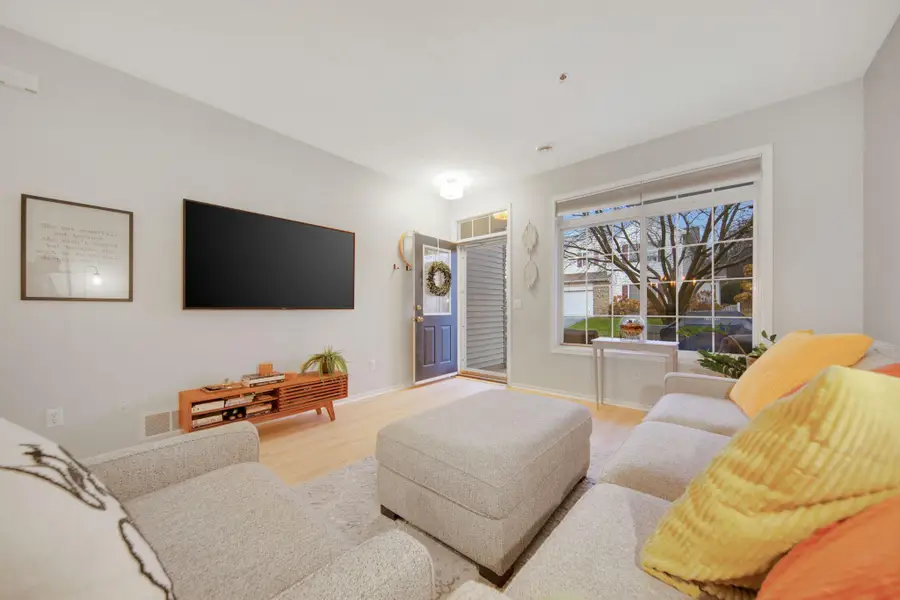 739 Maple Hills Drive #I, Maplewood, MN 55117 - Image #2