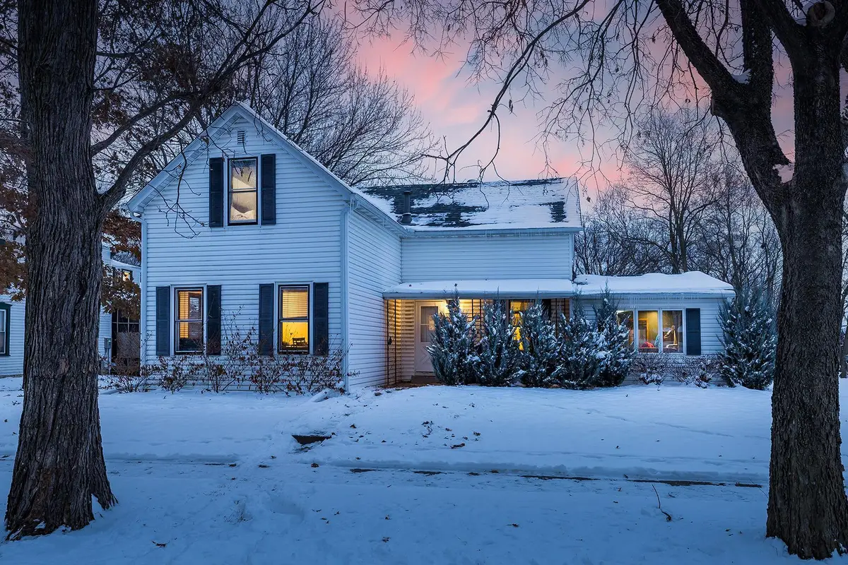 809 S 5th Street, Saint Peter, MN 56082 - Image #1