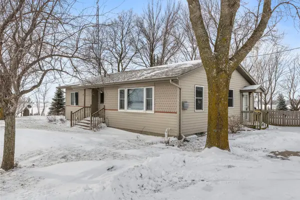 35241 85th Street, Waseca, MN 56093
