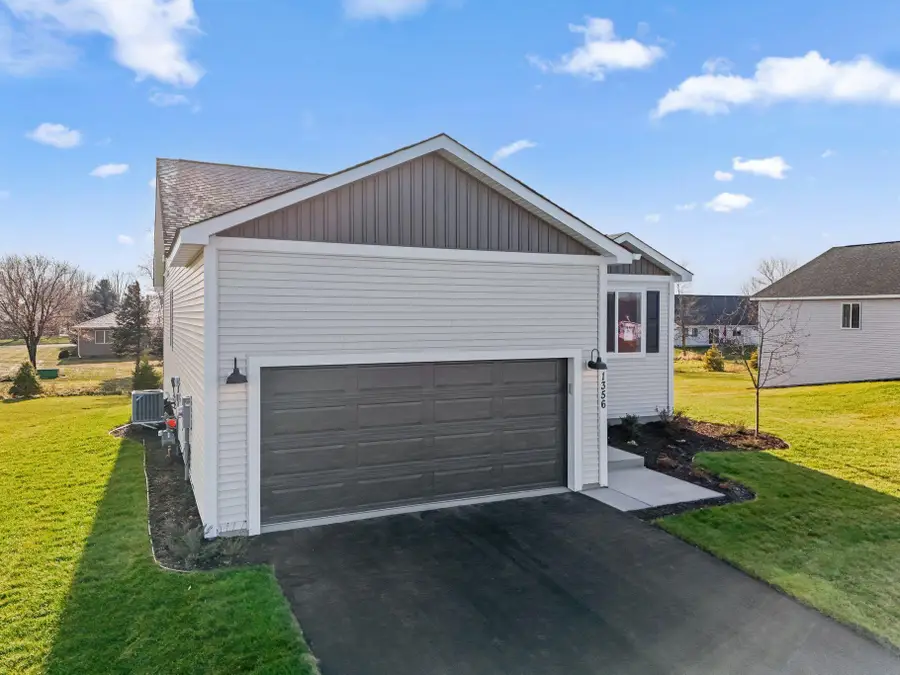 1356 Wisteria Lane, New Richmond, WI 54017 - #3