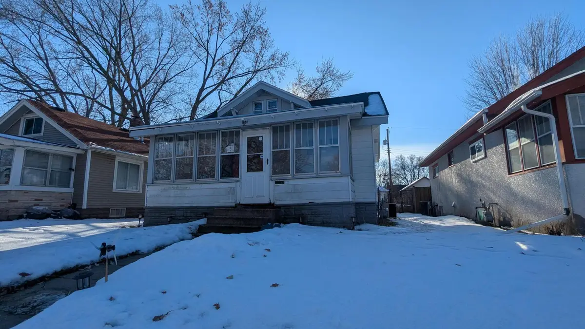 1810 Ross Avenue E, Saint Paul, MN 55119 - Image #1