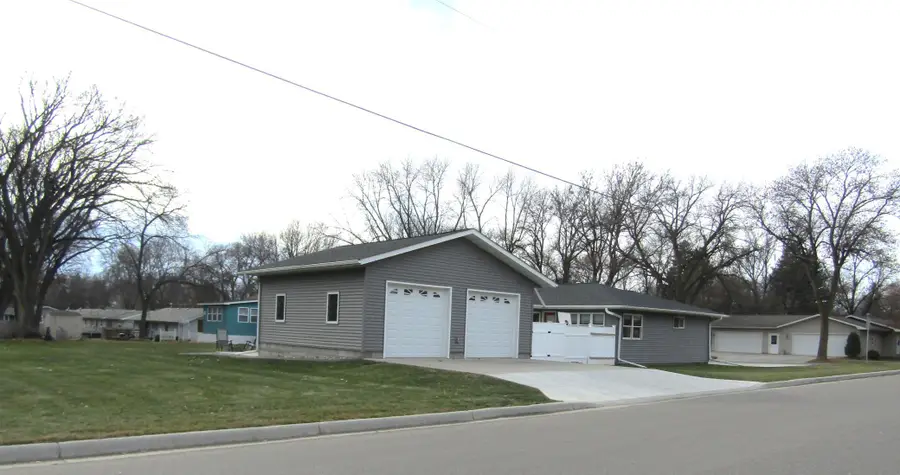 1520 N 6th Street, Montevideo, MN 56265 - #2