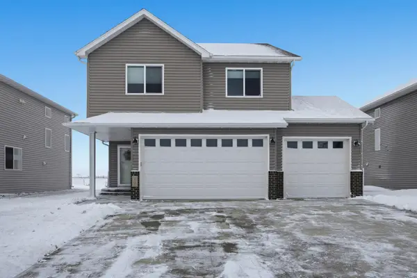 2704 14th Street W, West Fargo, ND 58078