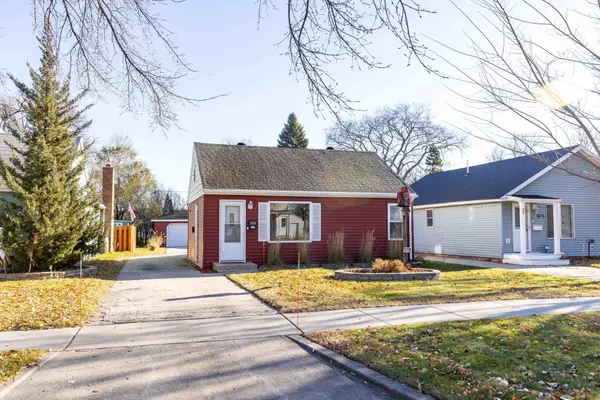 1410 14 1/2 Street S, Fargo, ND 58103