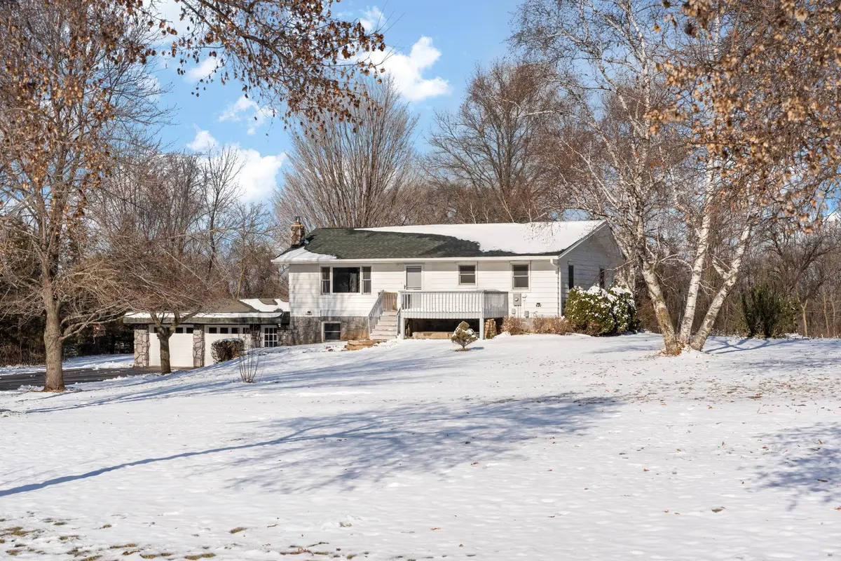 806 Glover Road, River Falls, WI 54022 - Image #1