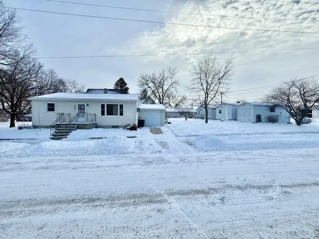 320 W 3rd Street, Morton, MN 56270 - #3