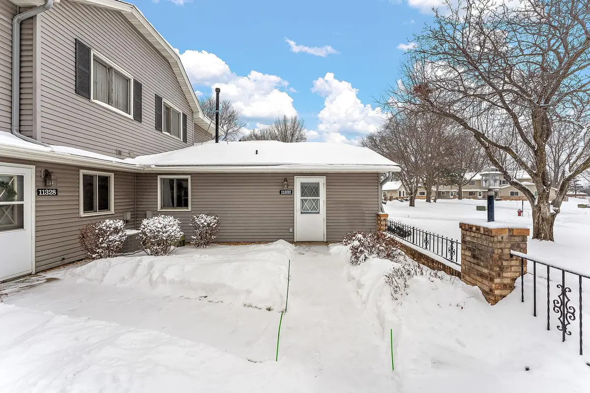 11332 Ibis Street Nw, Coon Rapids, MN 55433 - Image #1