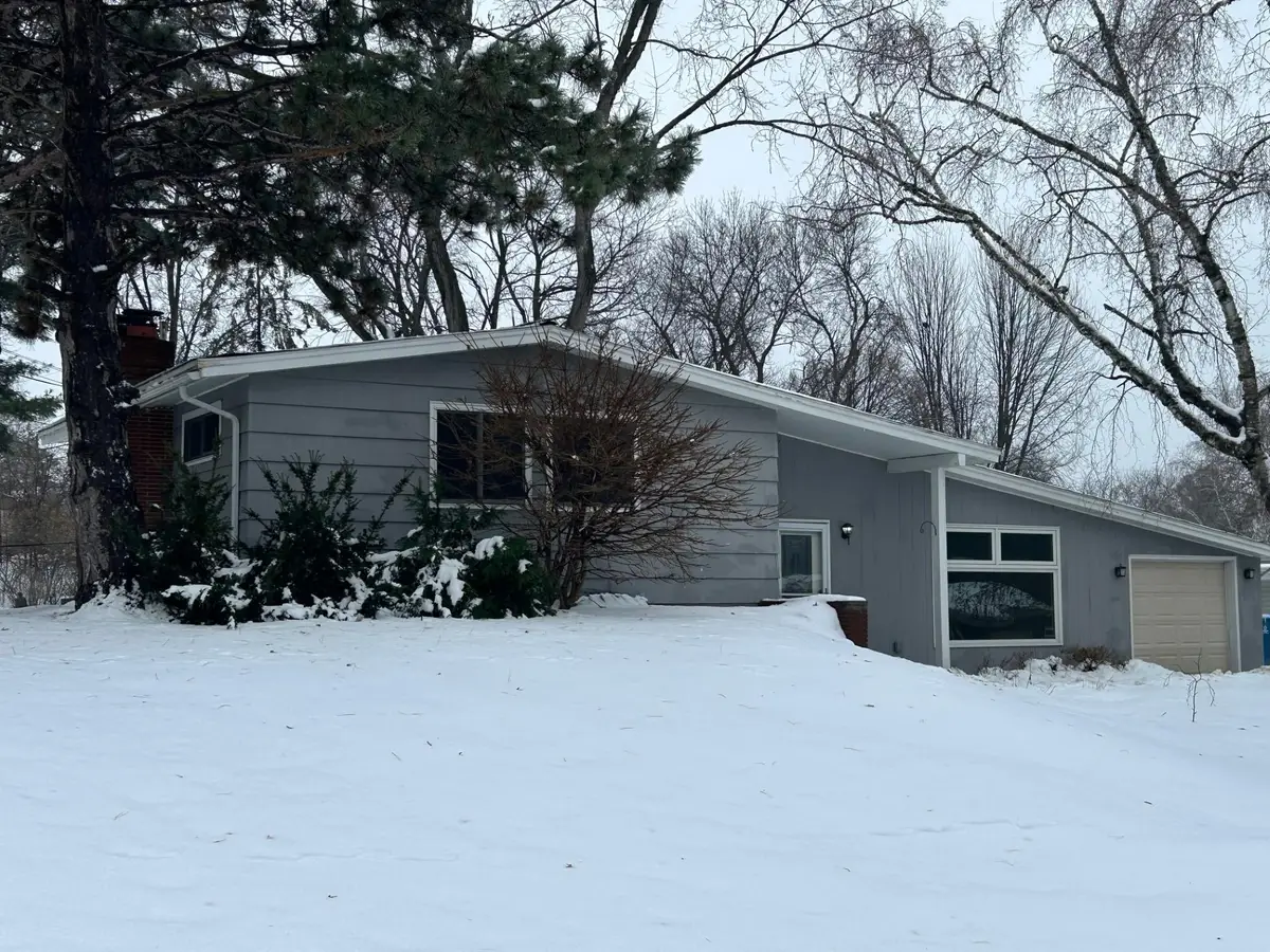 2366 Oak Lane, Saint Paul, MN 55110 - Image #1