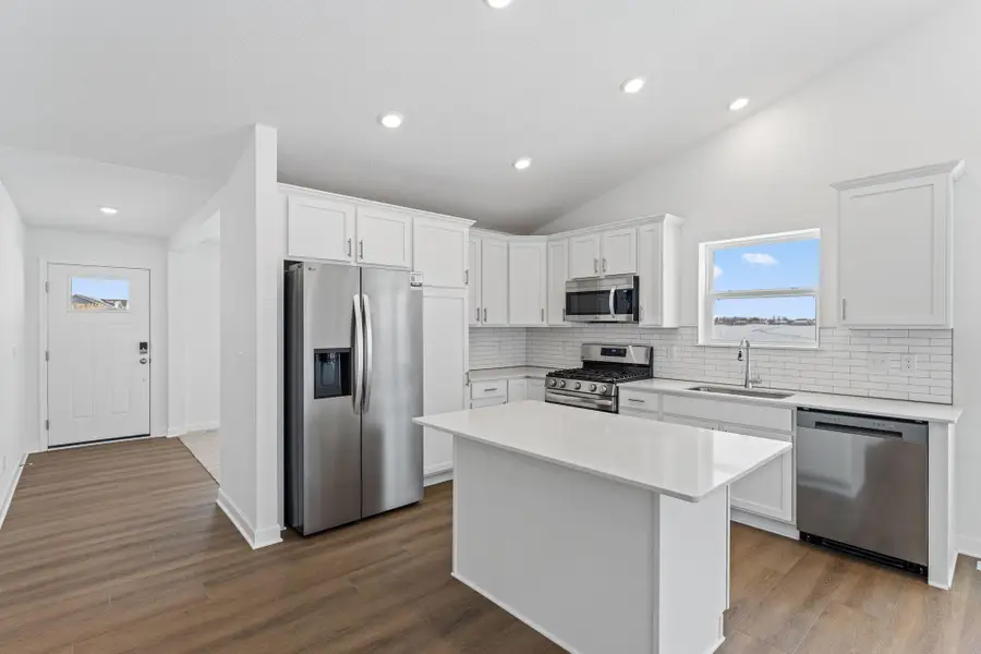 8460 Farmstead Circle Ne, Monticello, MN 55362 - Image #3