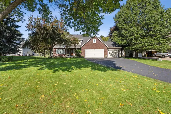 8769 Jewel Avenue S, Cottage Grove, MN 55016