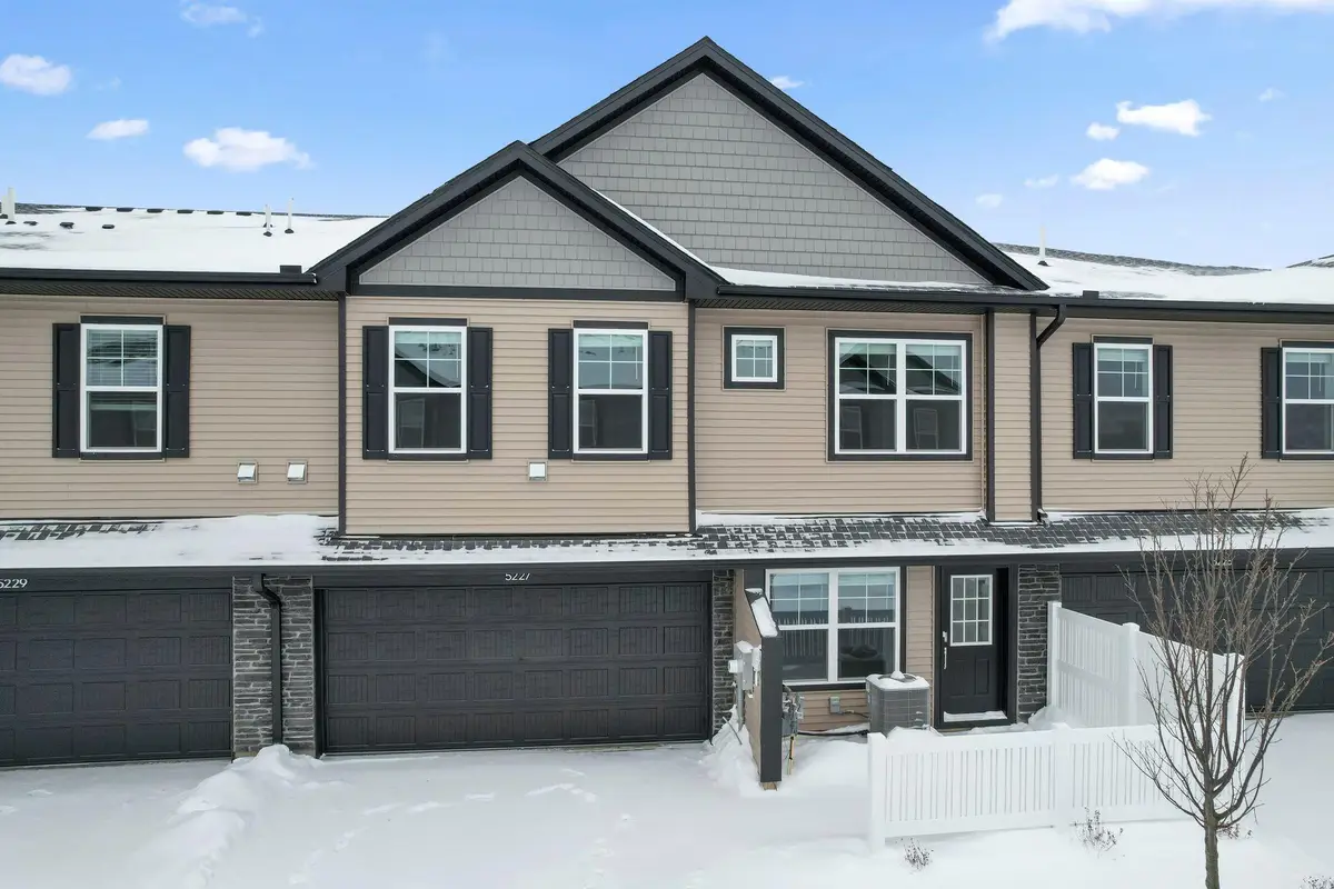 5227 Long Pointe Pass, Woodbury, MN 55129 - Image #1