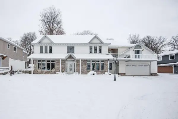 1082 W Lake Drive, Detroit Lakes, MN 56501