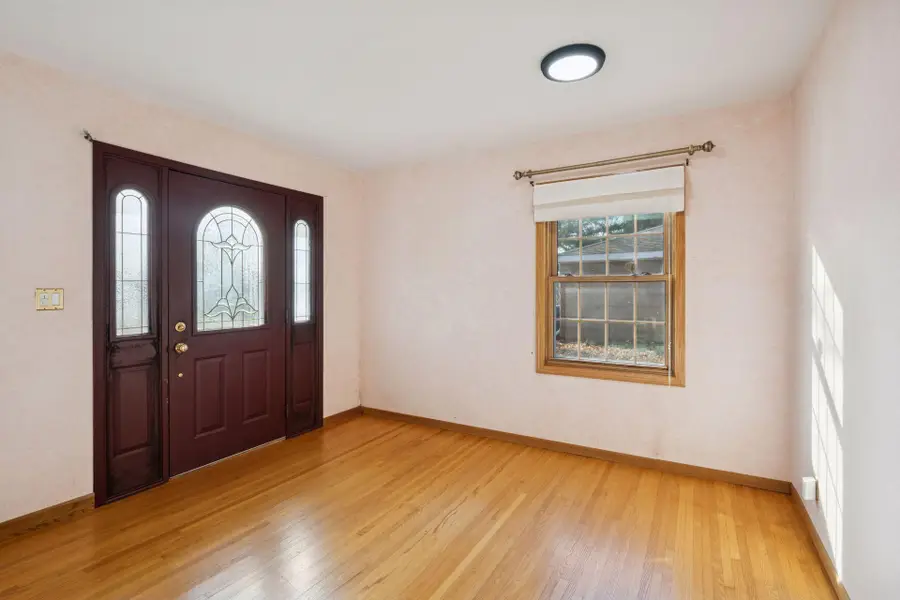 1312 E 93 1/2 Street, Minneapolis, MN 55425 - Image #3