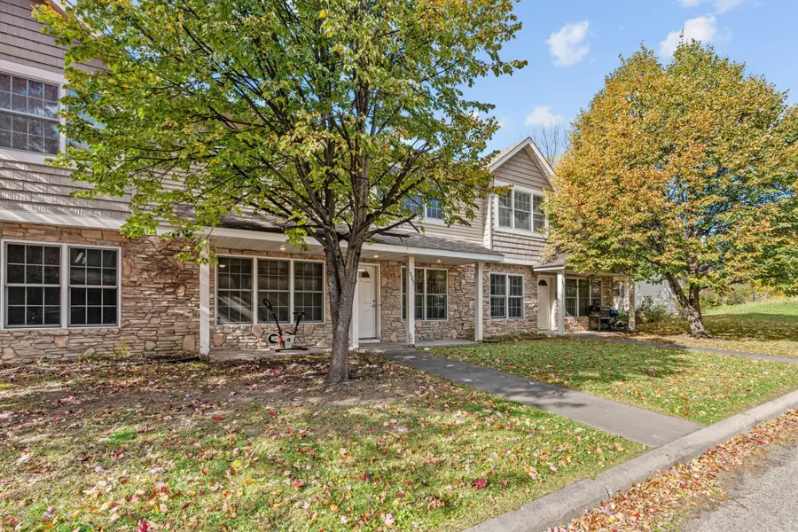 1883 Garden Way, Saint Paul, MN 55119 - #3