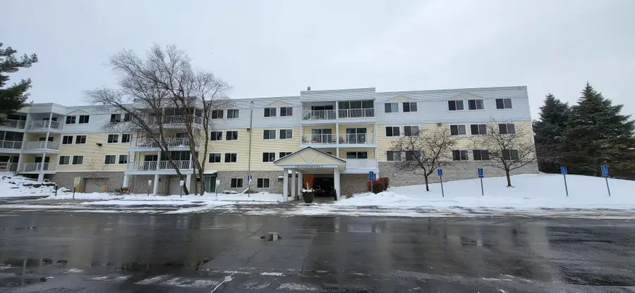 120 E Dermot Avenue #214, Saint Paul, MN 55117 - Image #2