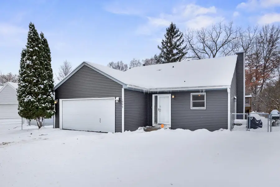 1999 Clarence Street, Saint Paul, MN 55109 - Image #2