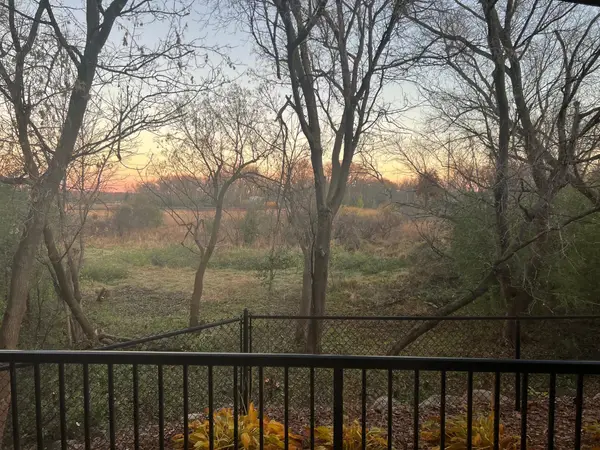 10806 S Shore Drive #109, Minneapolis, MN 55441