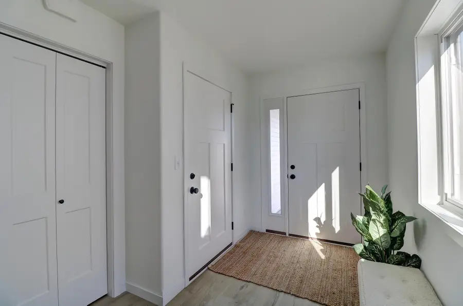 2517 36th Avenue S, Moorhead, MN 56560 - Image #2