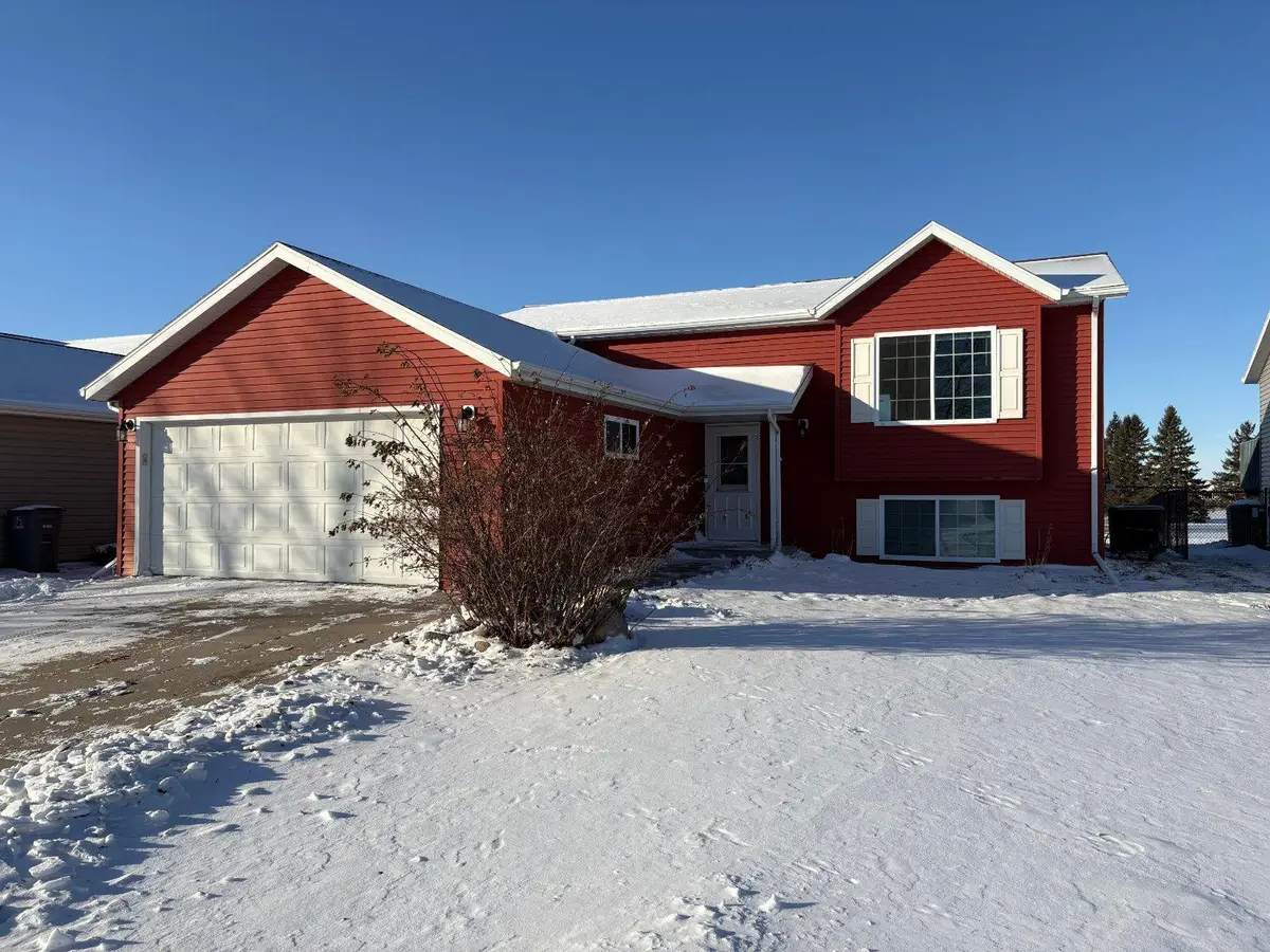 3127 30th Street S, Moorhead, MN 56560 - Image #1