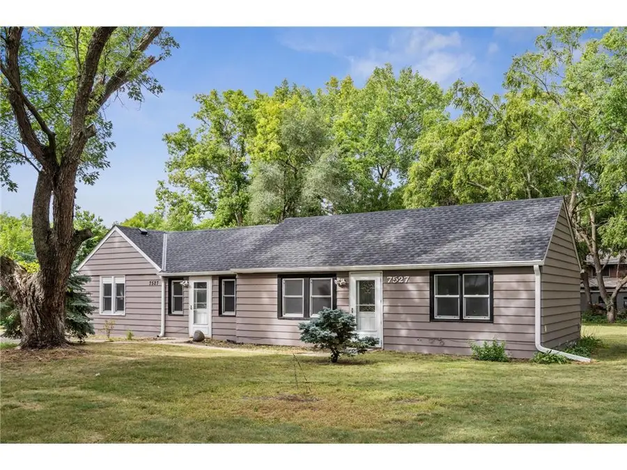 7527 Newton Avenue N, Minneapolis, MN 55444 - #2